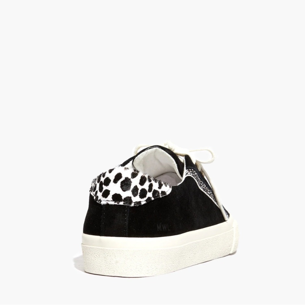 We designed our sneakers with the idea that shoes should be - Picture 3 of 8